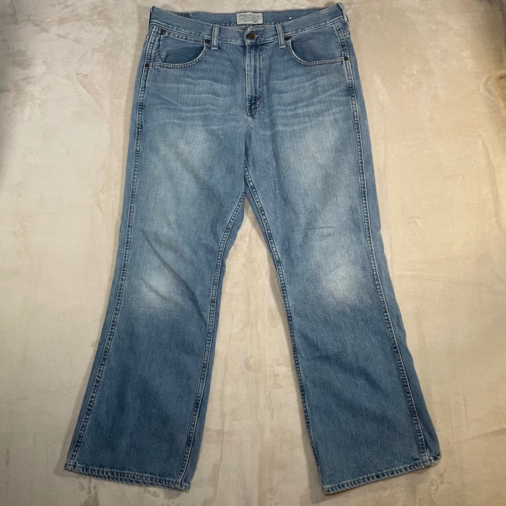 American Eagle Bootcut Jeans Mens Size 33x30 Blue Denim Medium Wash Mid Rise Y2K